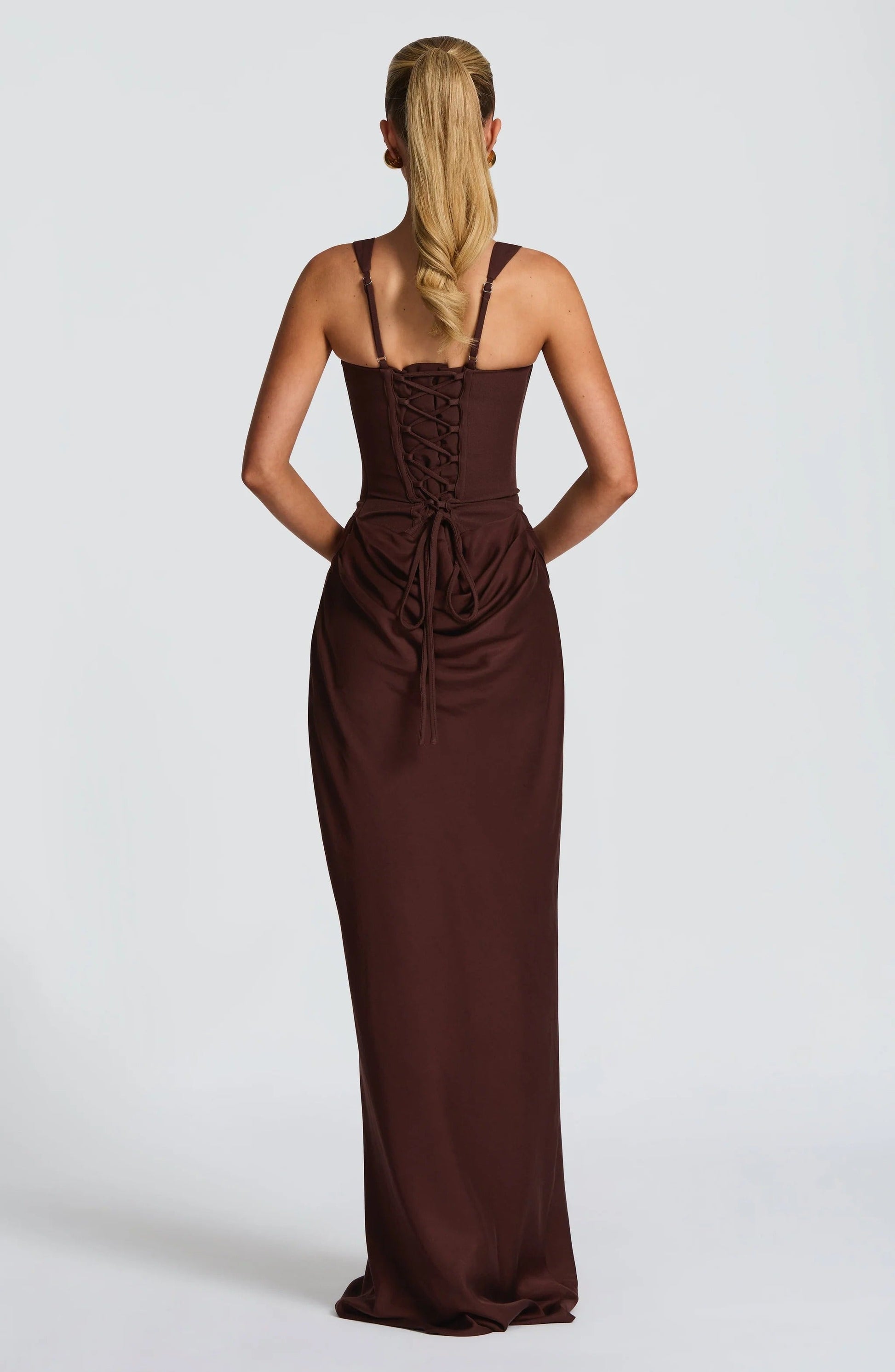 Alina Sleeveless Maxi Dress in Brown