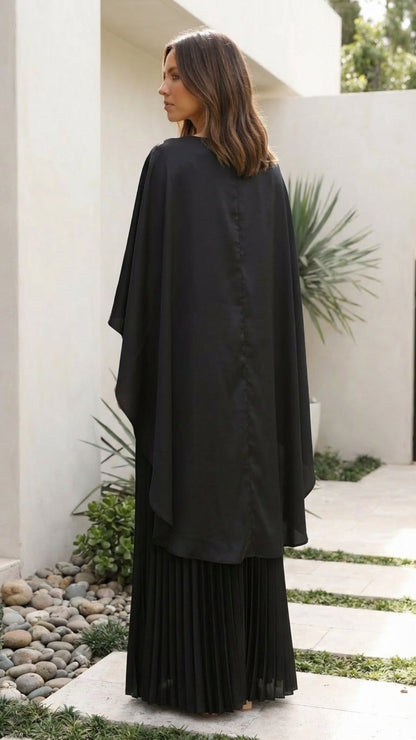 Aniya Long Sleeves Cape in White