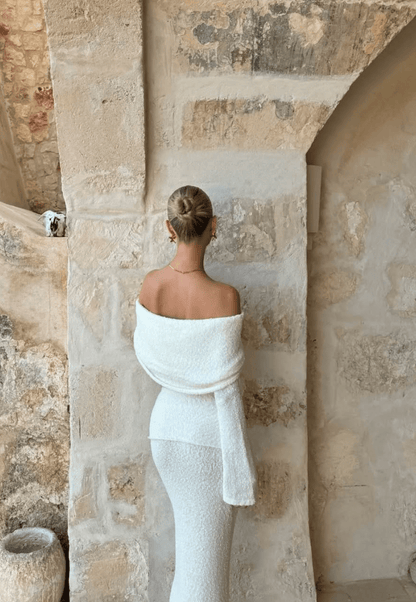 Azaria Textured Set in White