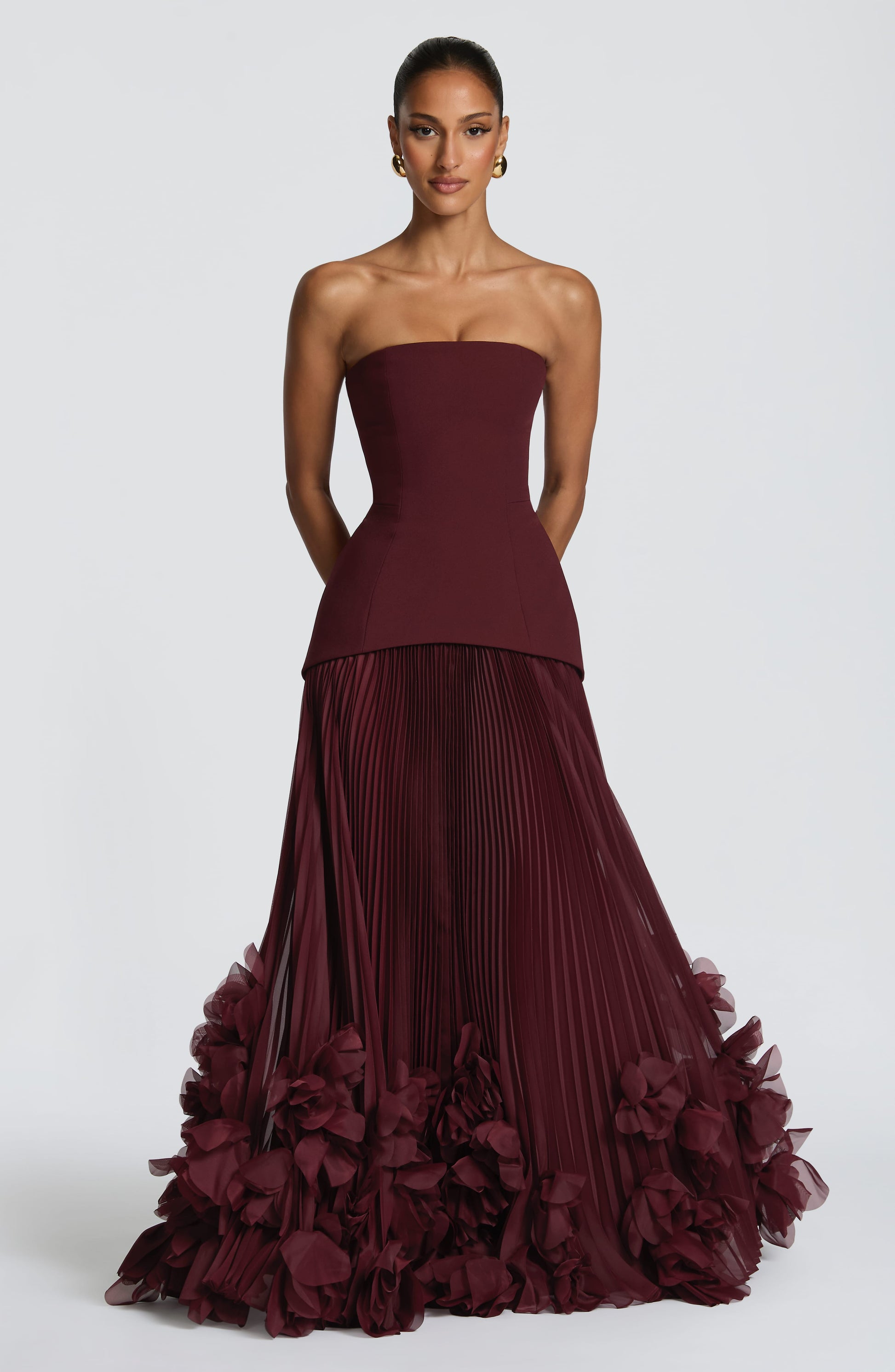 Women strapless maxi dress, detail close-up