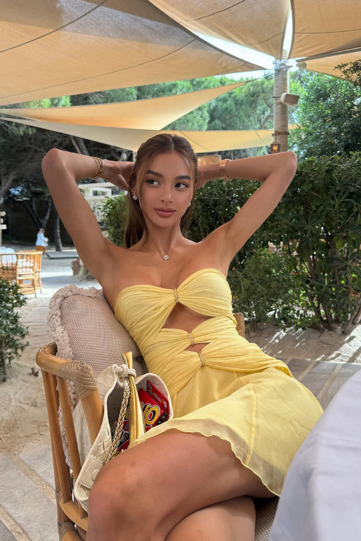 Emberlyn Strapless Mini Dress in Yellow
