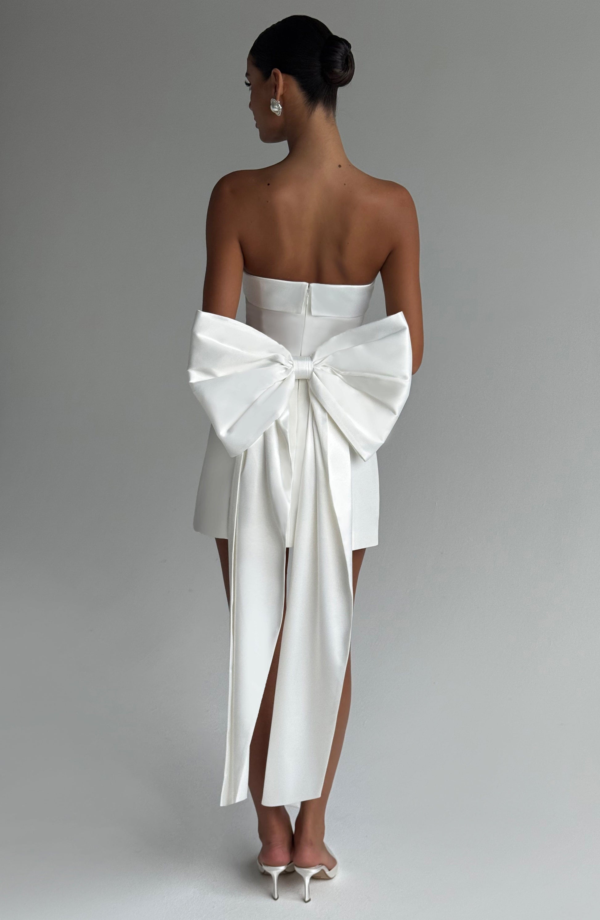 Women strapless mini dress, detail close-up