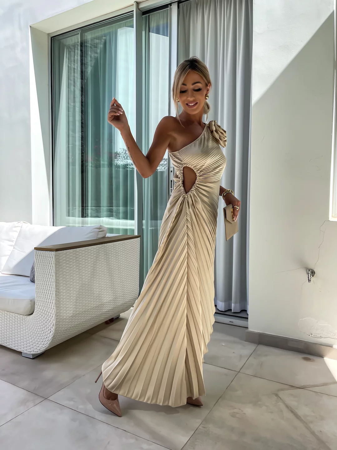 Felicity One-Shoulder Maxi Dress in Green
