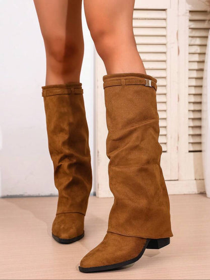 Women brown boots, detail