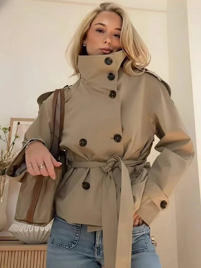 Gwyneth Double Breasted Coat in Green
