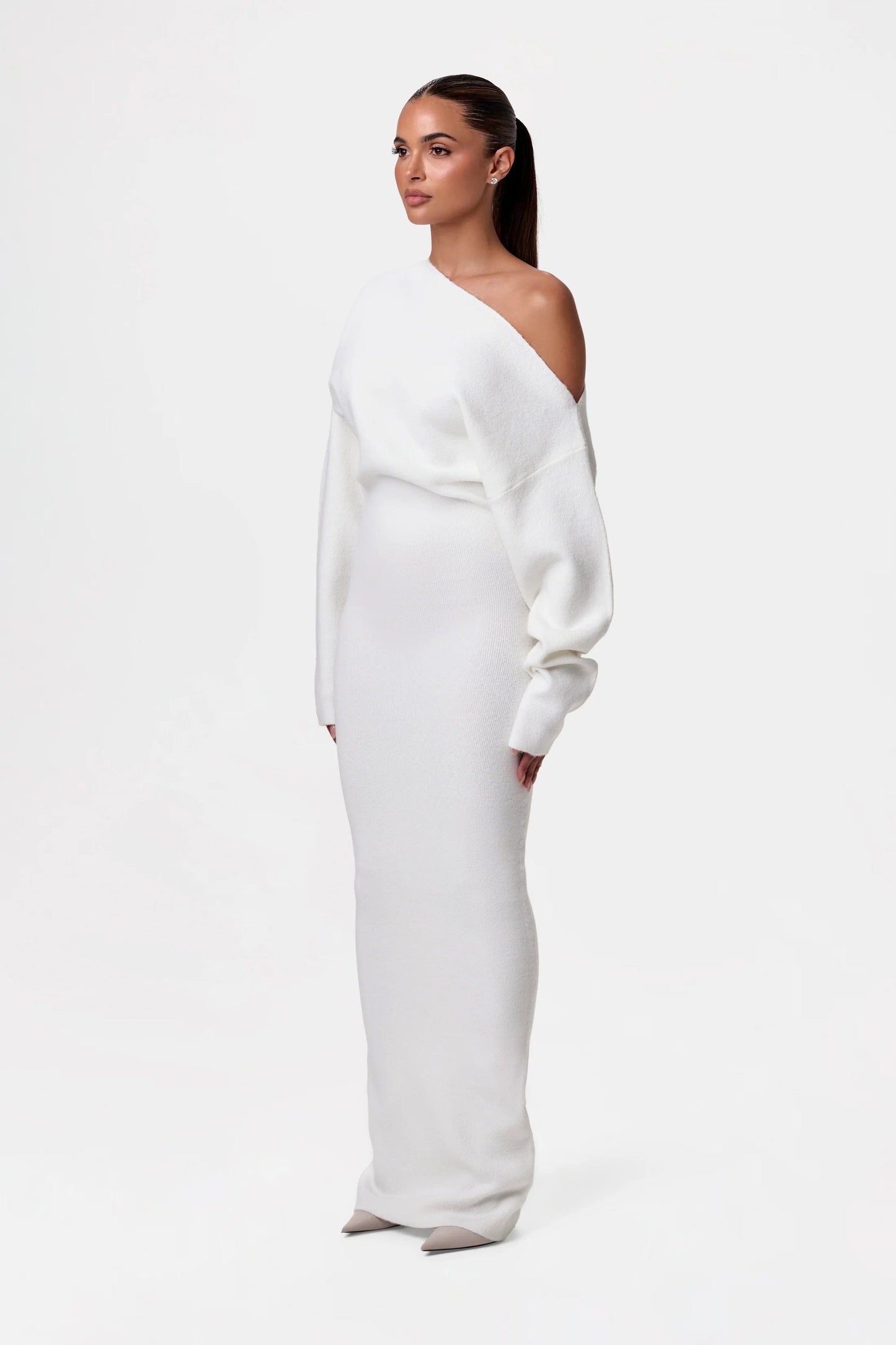 Women white one-shoulder maxi dress, side view