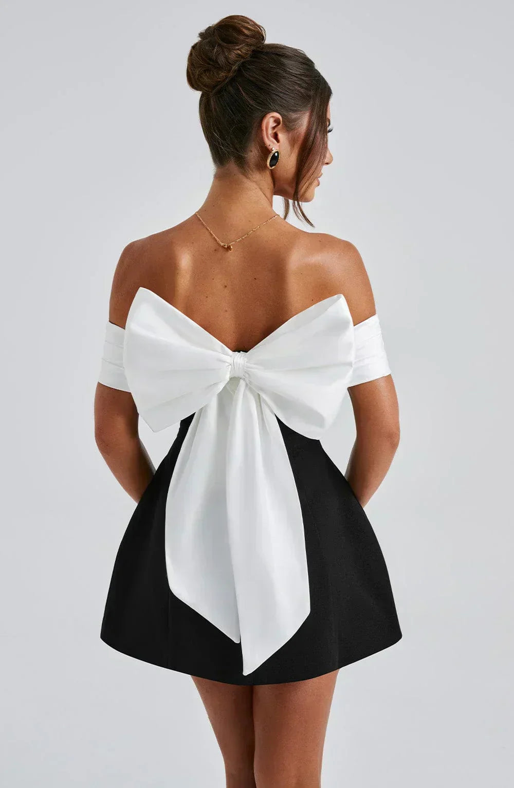 Jill Off-Shoulder Mini Dress in Black