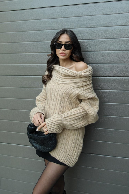 Women off-shoulder sweater, detail close-up