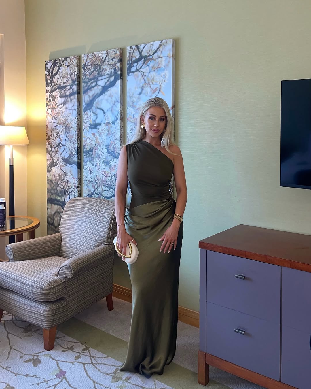 Kaelyn Shoulder Maxi Dress in Green