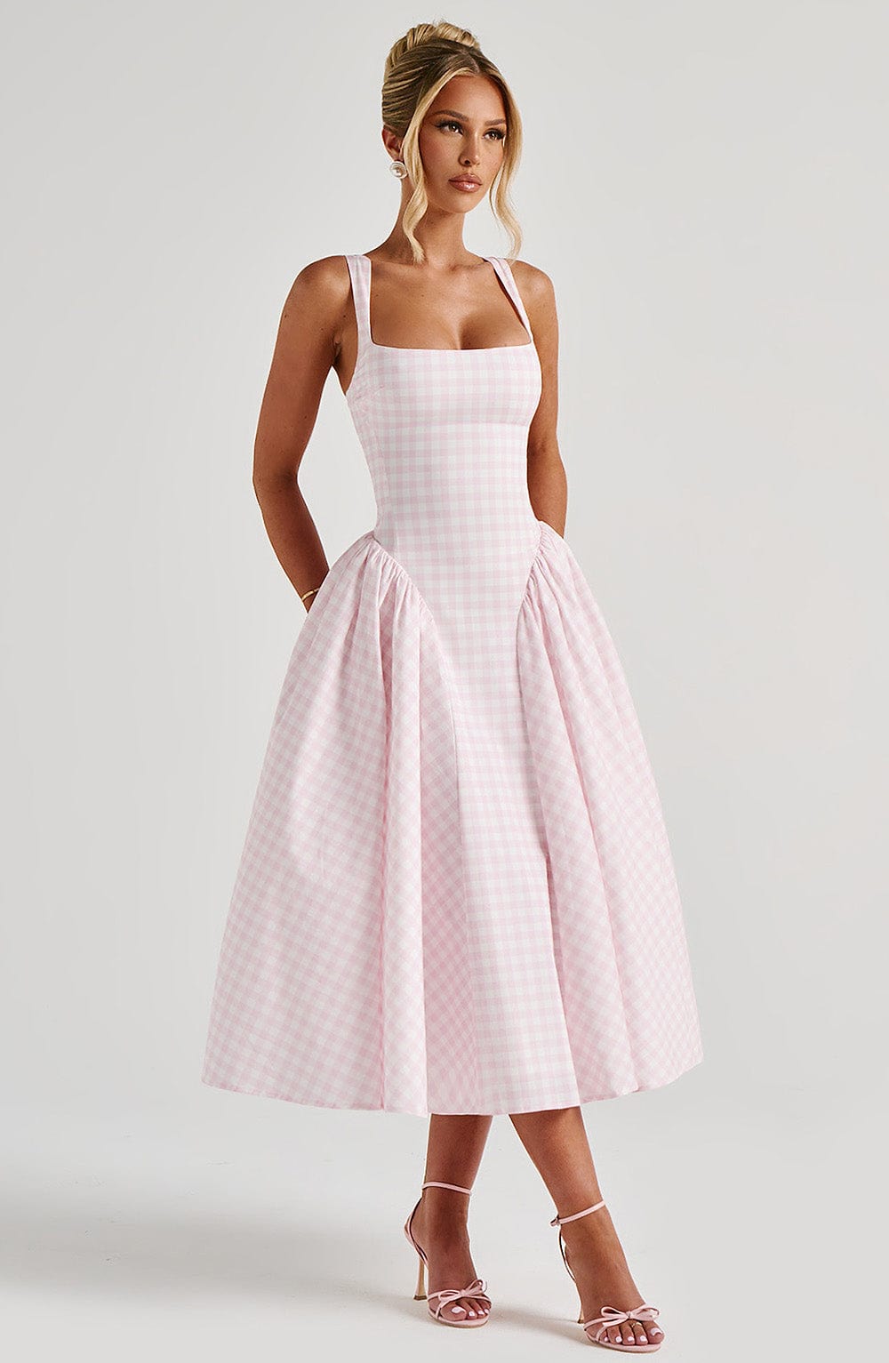 Kaydence Sleeveless Midi Dress in Pink
