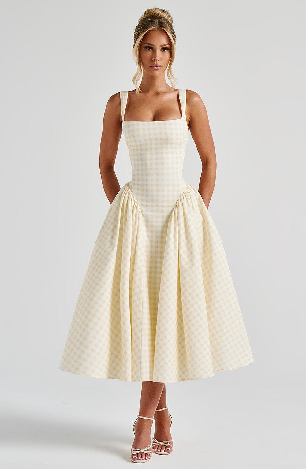 Kaydence Sleeveless Midi Dress in Pink