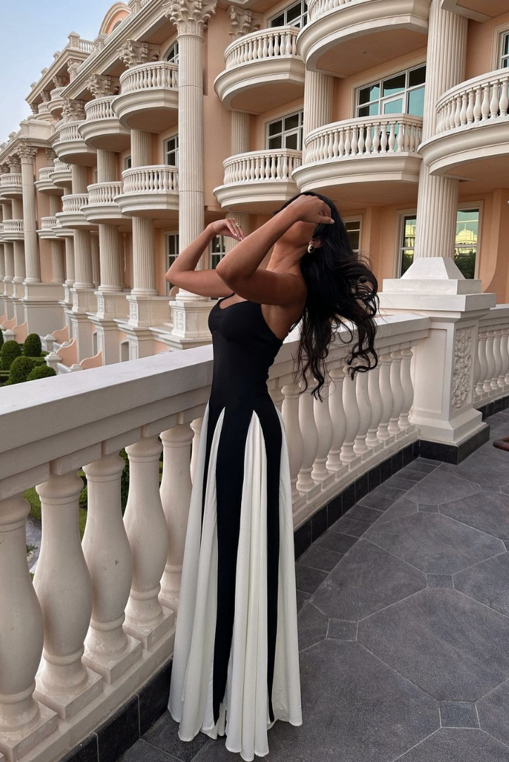 Lovie Sleeveless Maxi Dress in Black