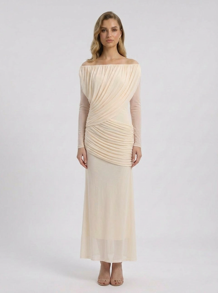 Lucienne Off Maxi Dress in Pink