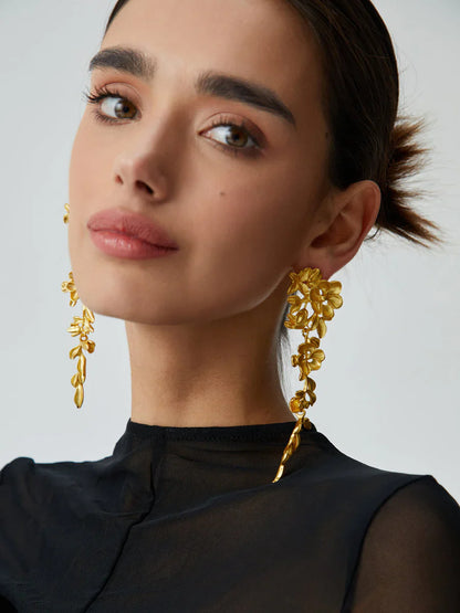 Luna Fringe Earrings in Gold