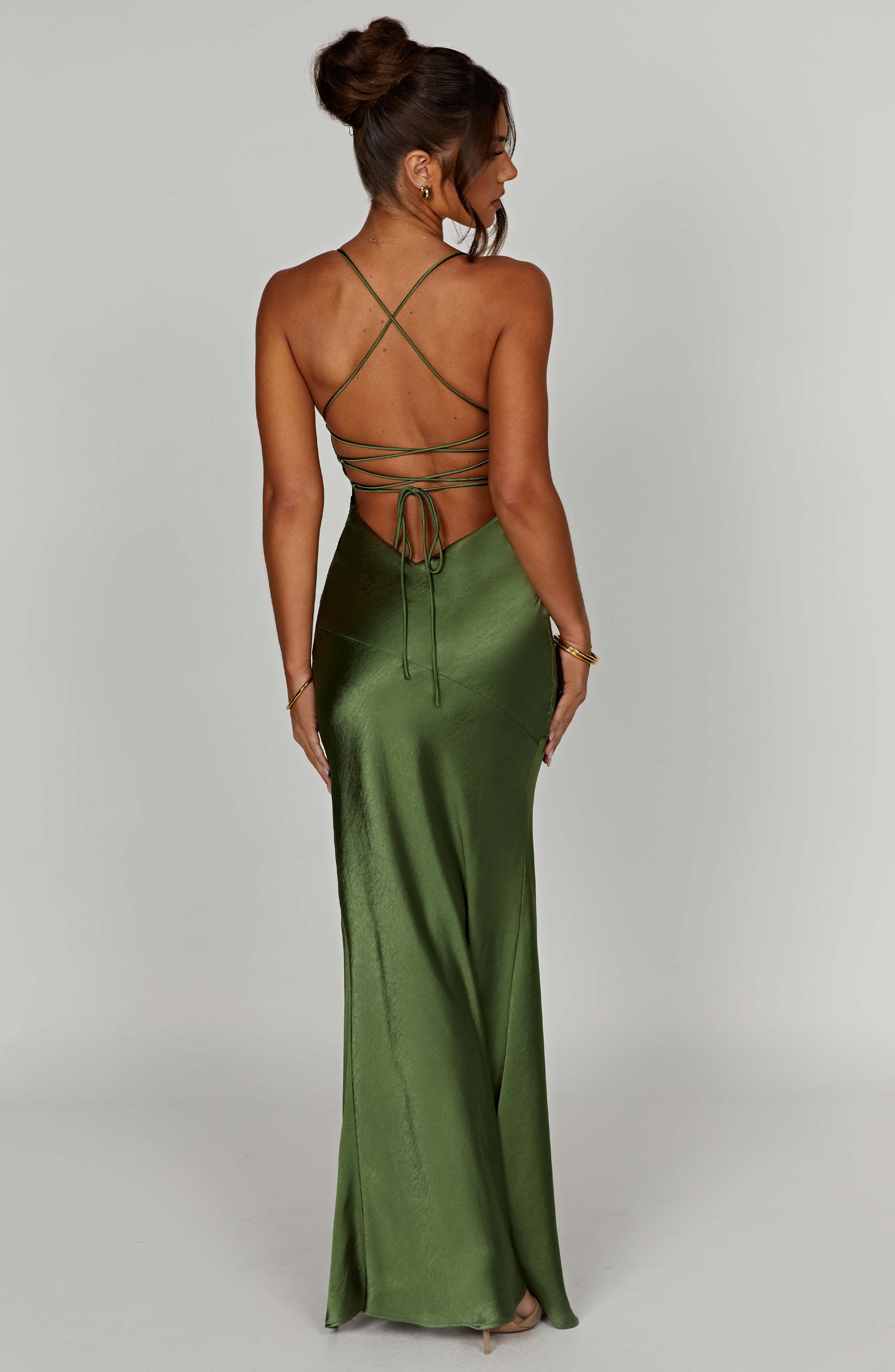 Women v neck maxi dress, front view