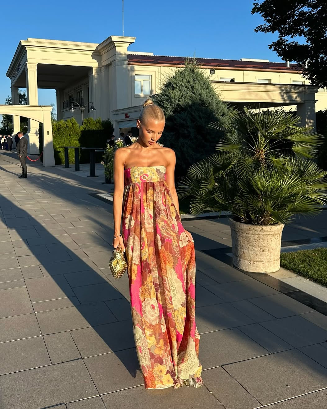 Maelynn Strapless Maxi Dress in Multicolor
