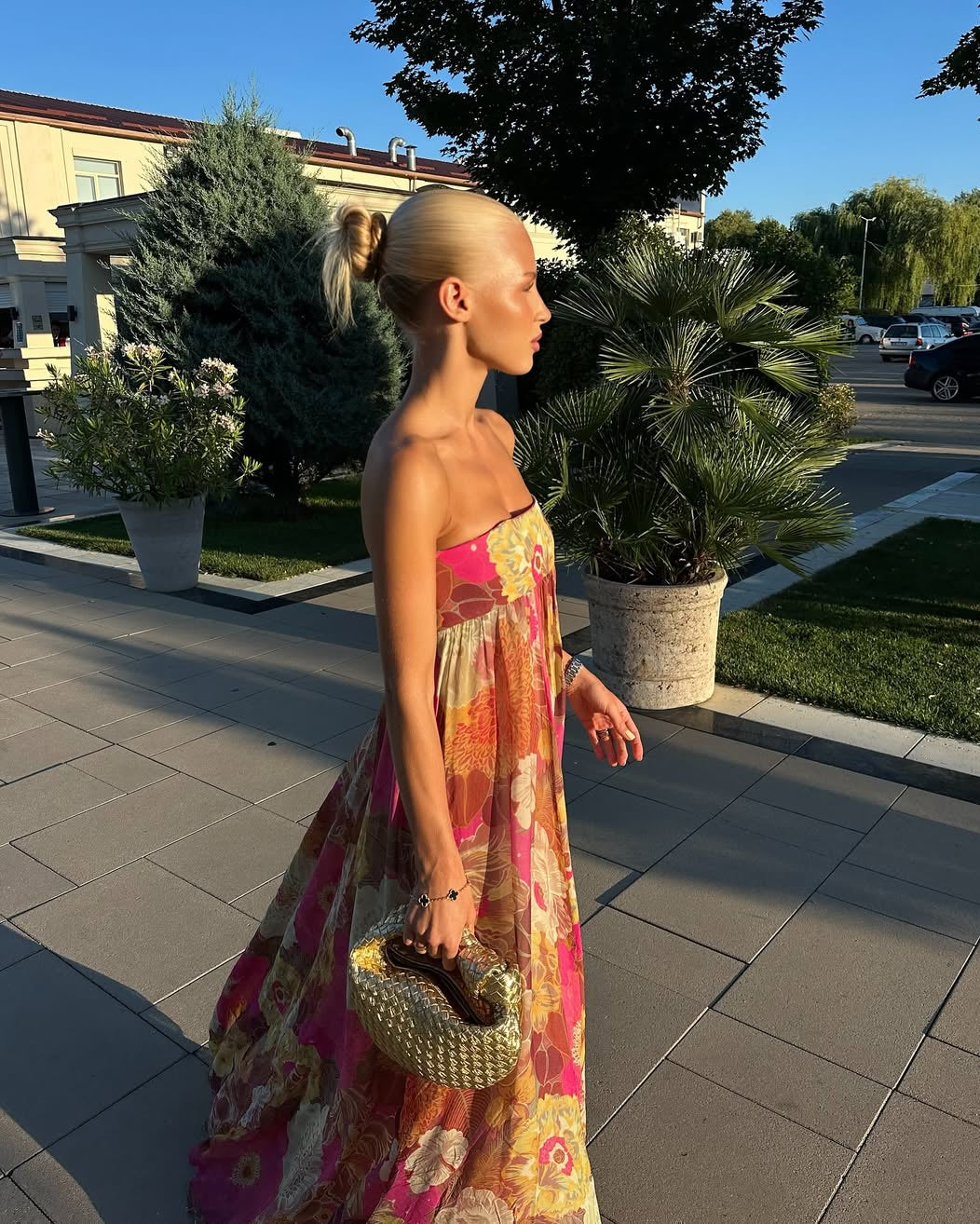 Maelynn Strapless Maxi Dress in Multicolor