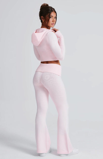 Women pink fitted set, back view