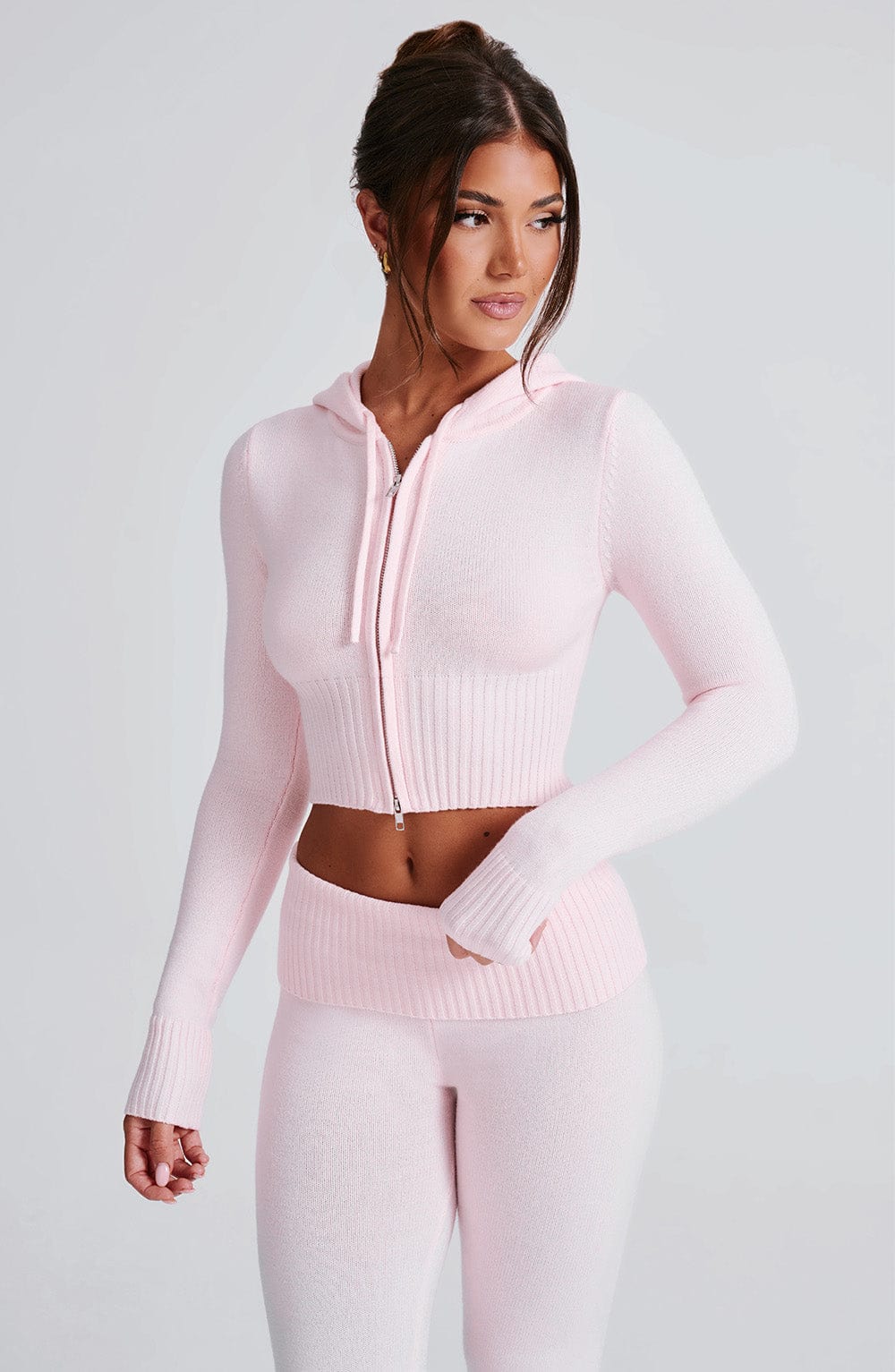 Women pink fitted set, side view