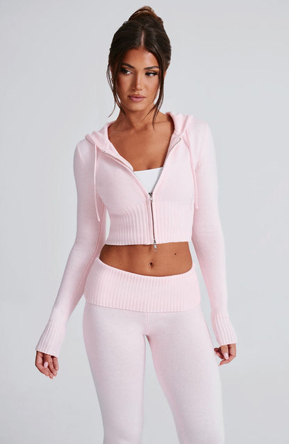Women pink fitted set, side view