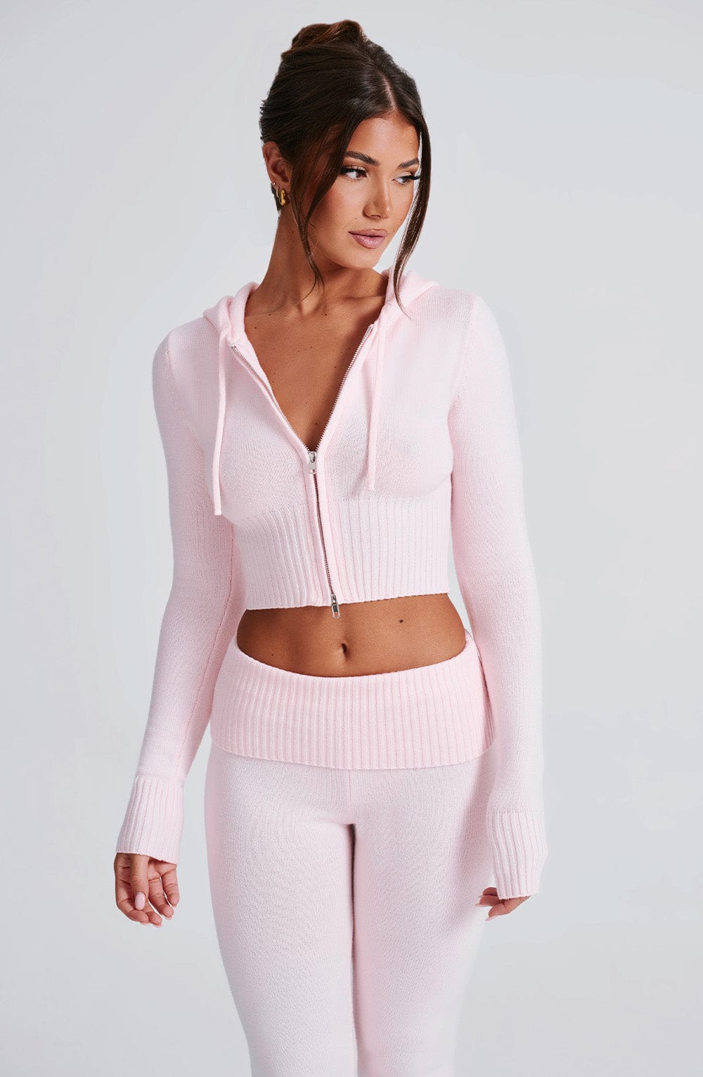 Women pink fitted set, front view