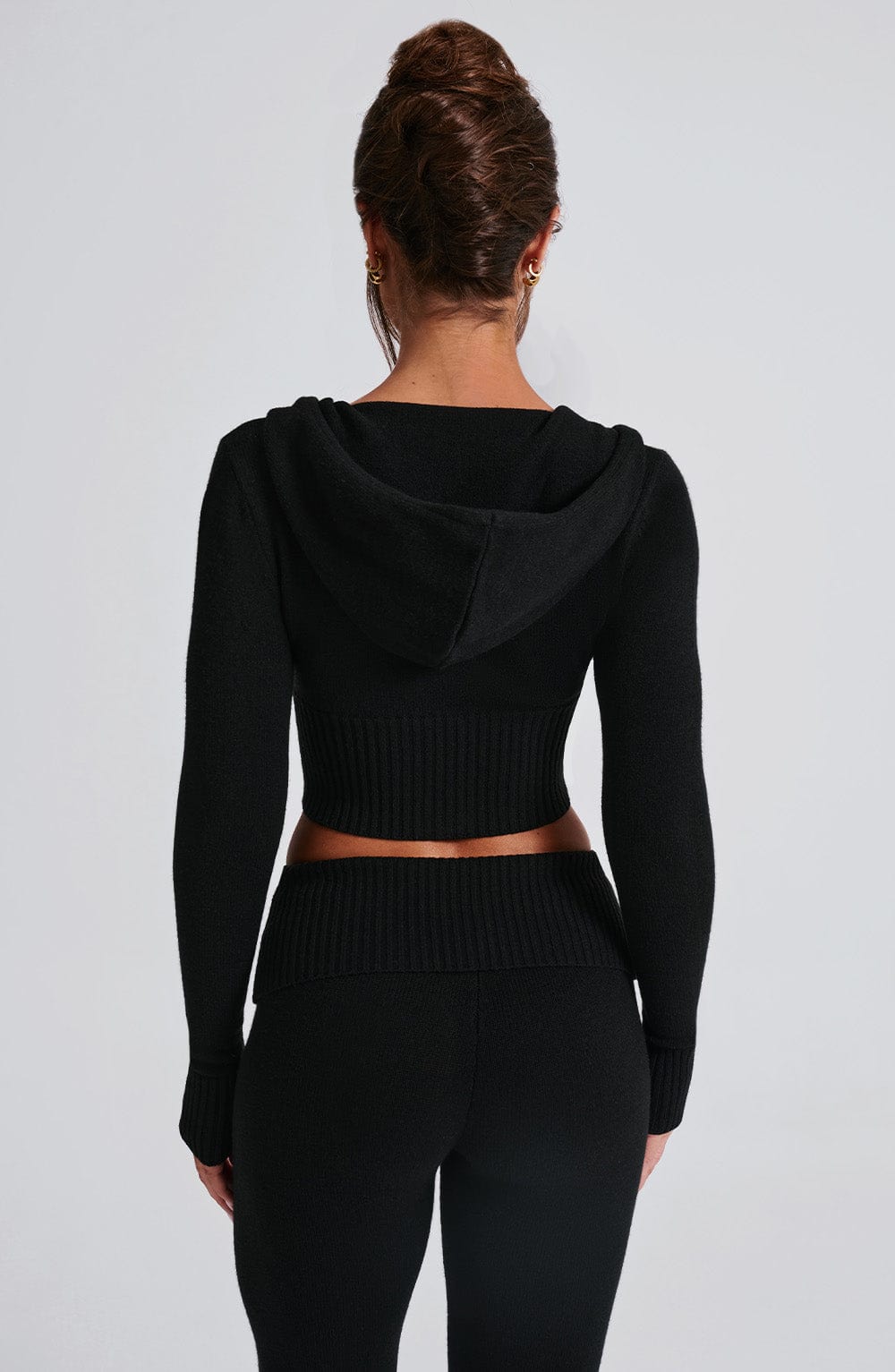 Women black fitted set, front view