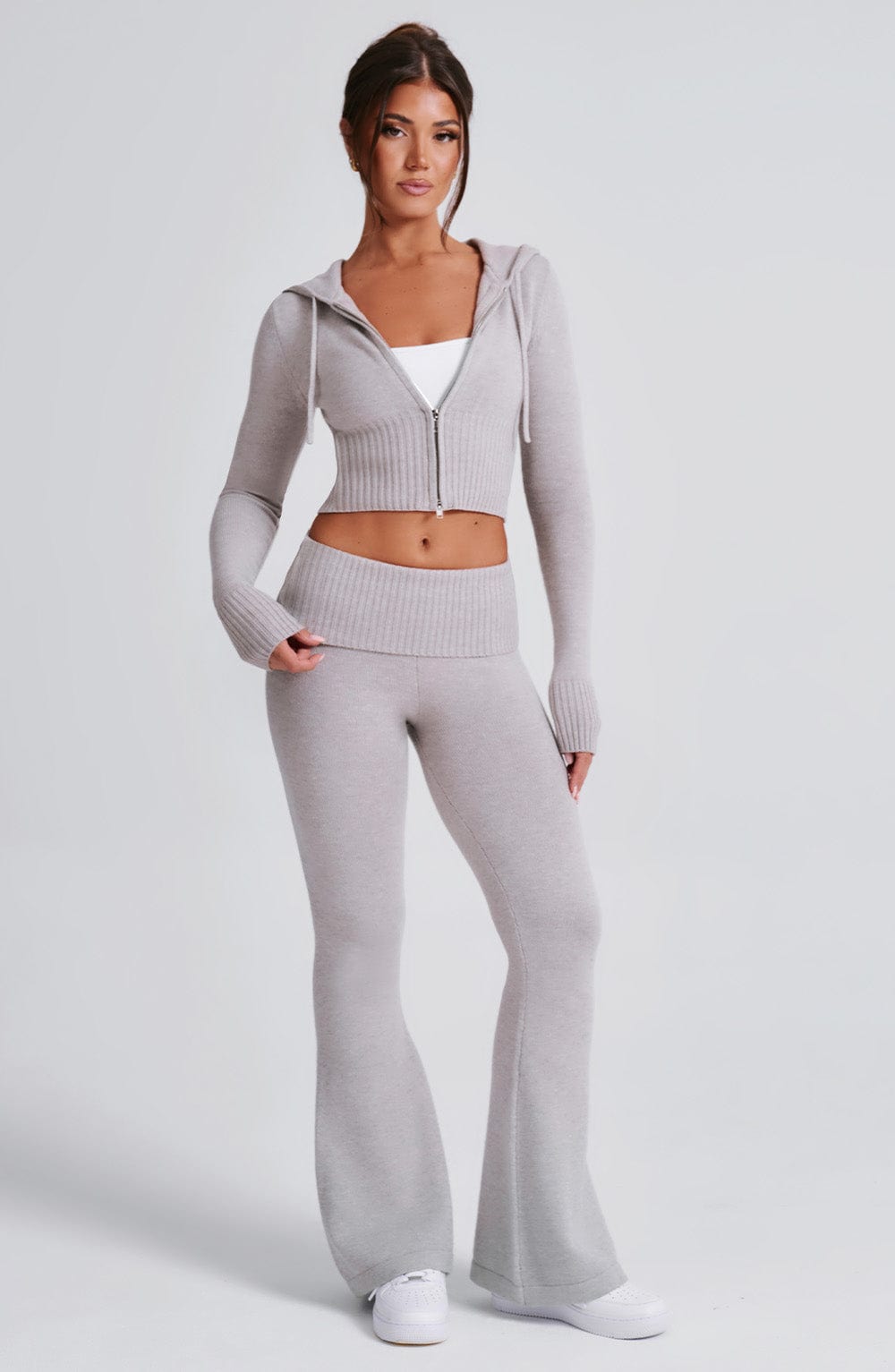 Women fitted set, back view
