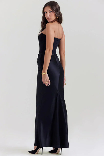 Women maxi dress, detail close-up