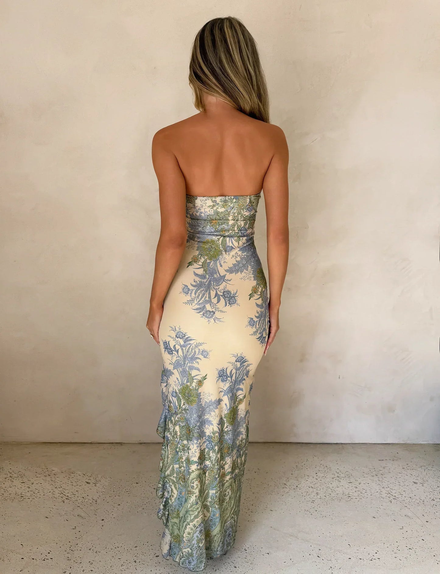 Women strapless floral maxi dress, detail close-up