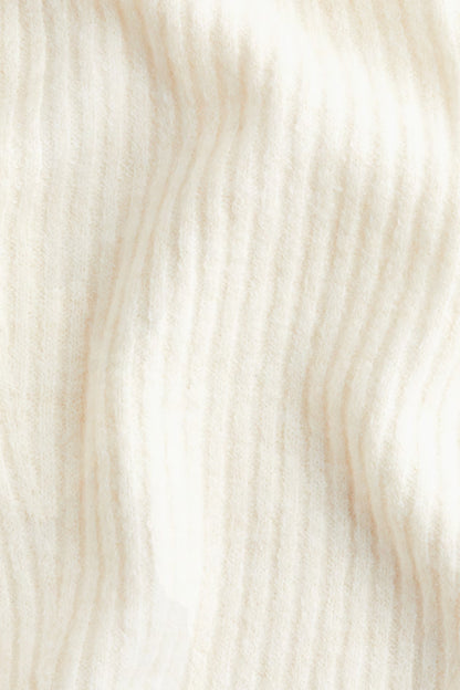 Women off-shoulder top, close-up