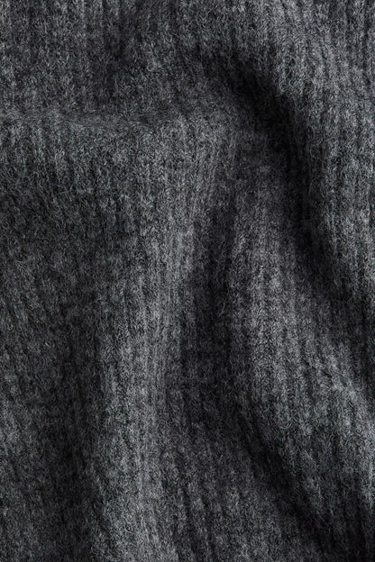 Women off-shoulder top, close-up
