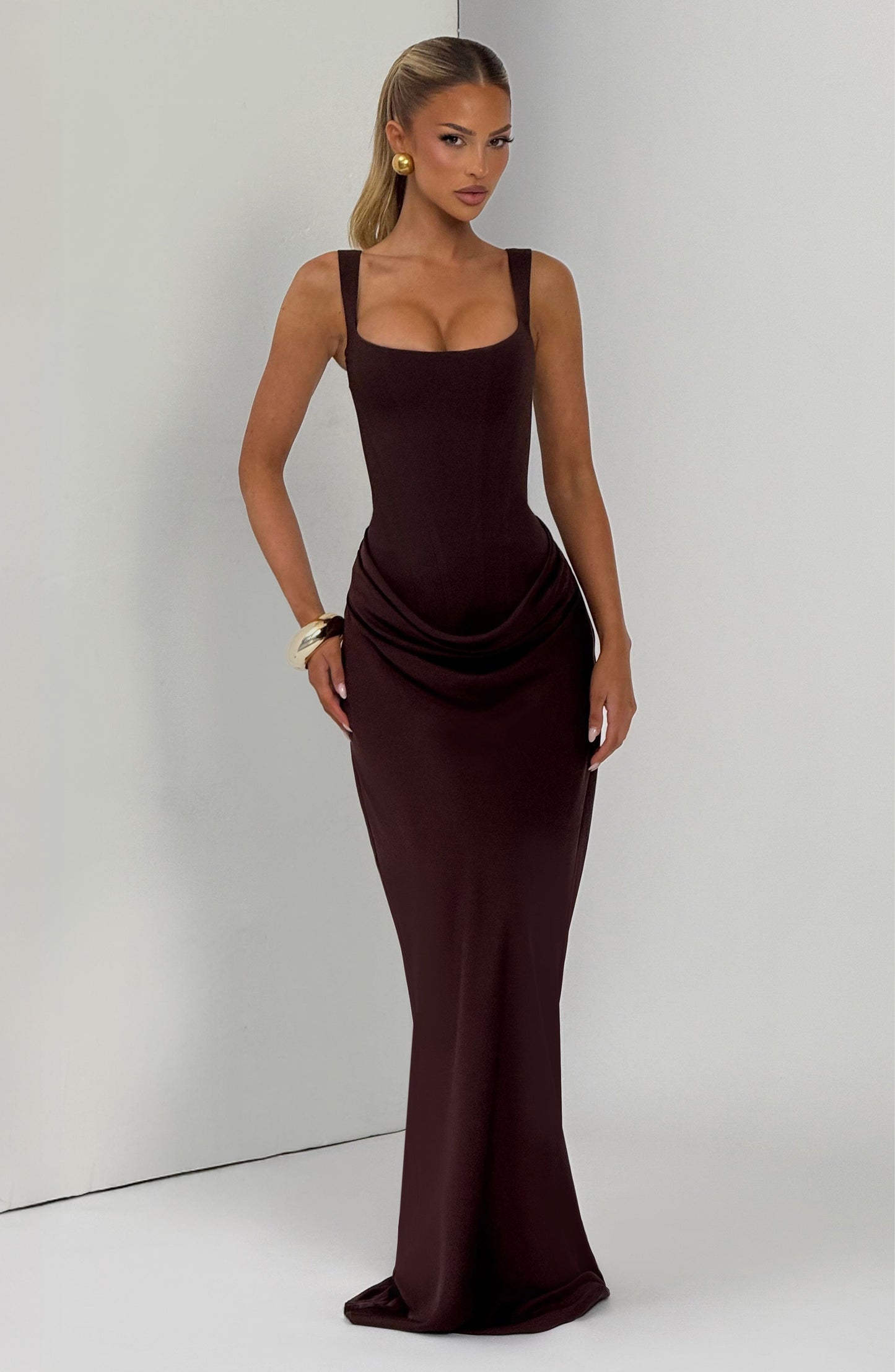 Women square neck maxi dress, detail close-up