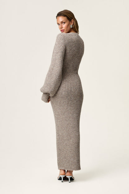 Women v neck maxi dress, back view
