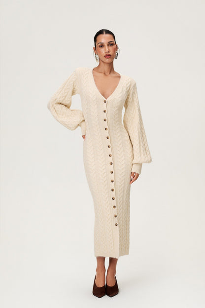 Women white v neck maxi dress, detail close-up