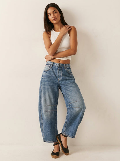 Reign Relaxed Barrel Jeans in Beige
