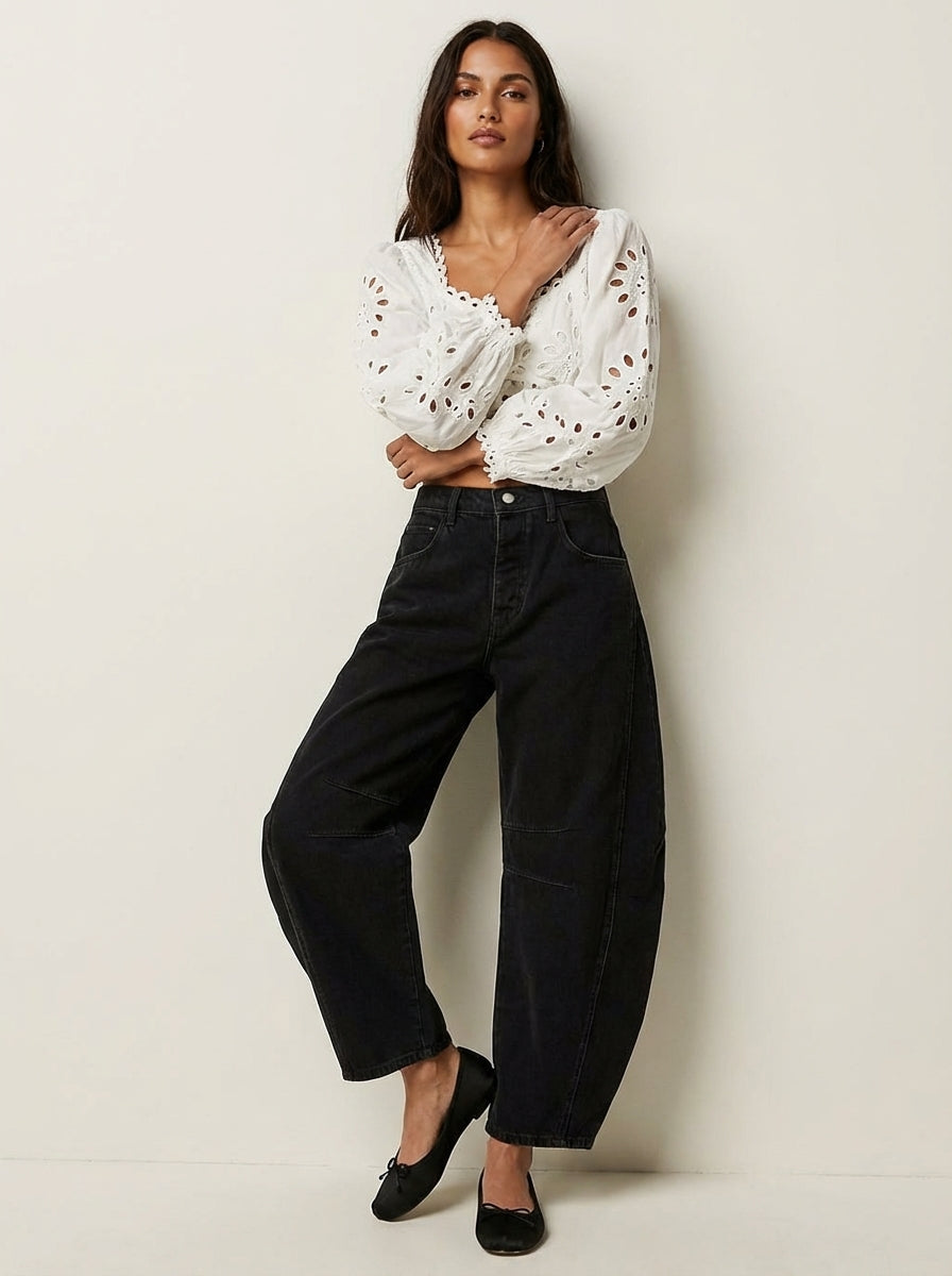 Reign Relaxed Barrel Jeans in Beige