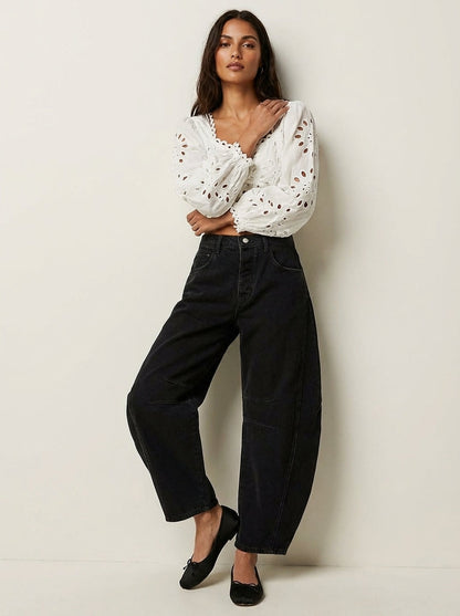 Reign Relaxed Barrel Jeans in Beige