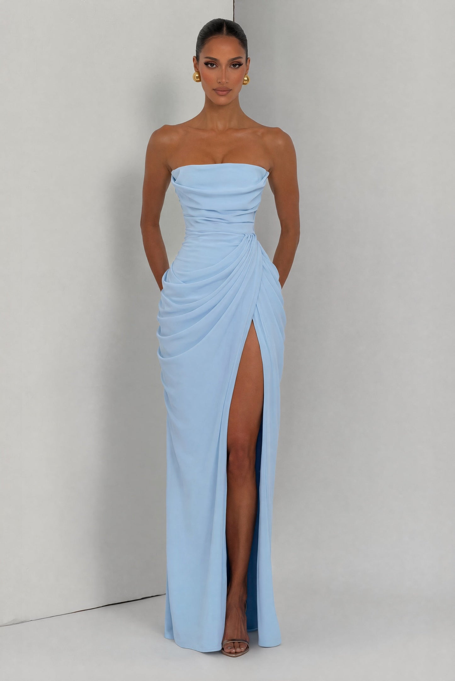 Women strapless maxi dress, detail close-up