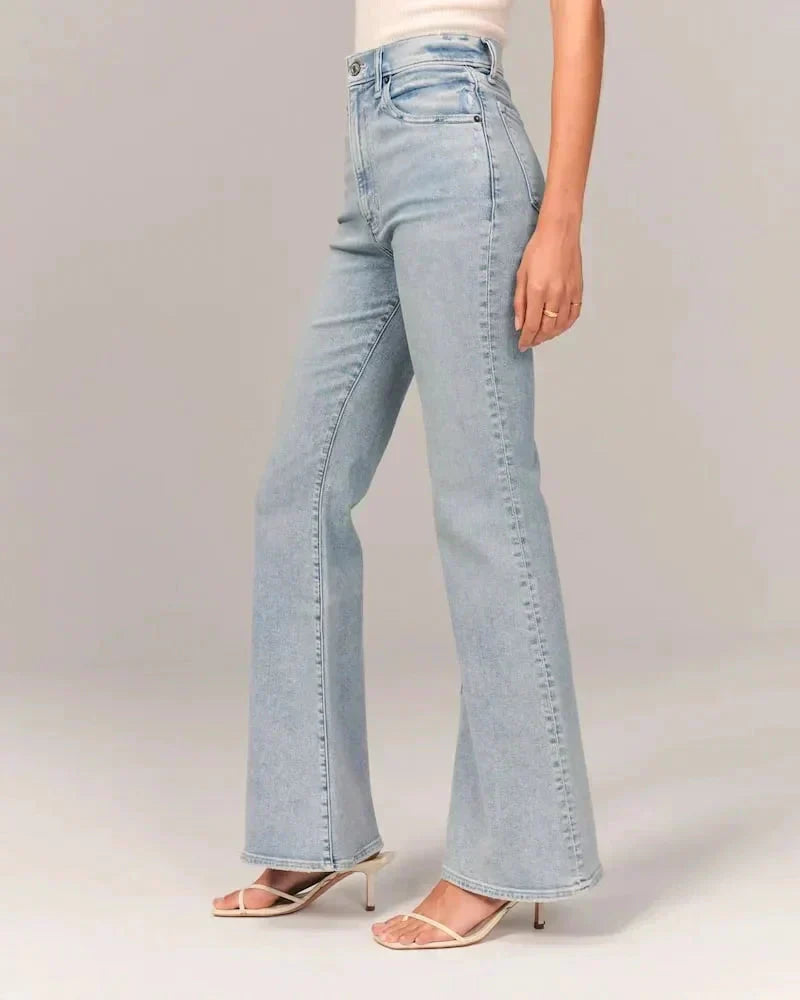 Sylvie High Waisted Jeans in Light Blue
