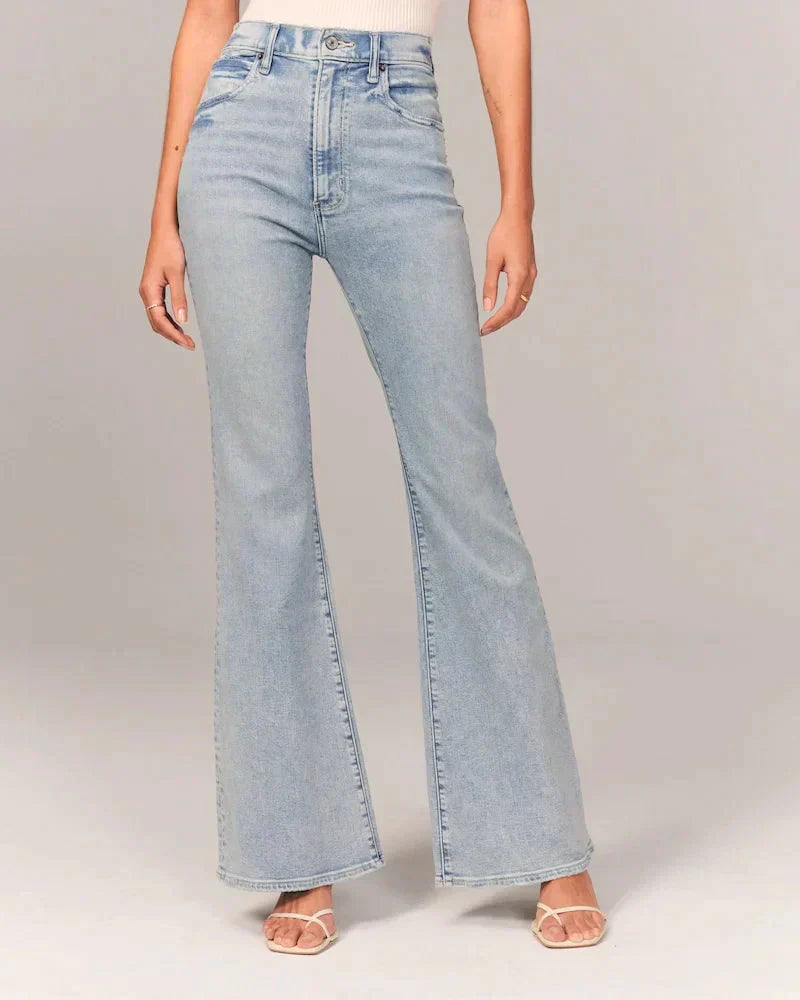 Sylvie High Waisted Jeans in Light Blue