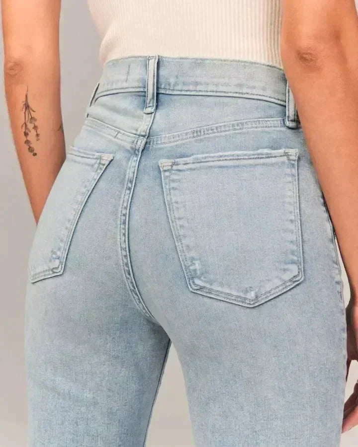 Sylvie High Waisted Jeans in Light Blue