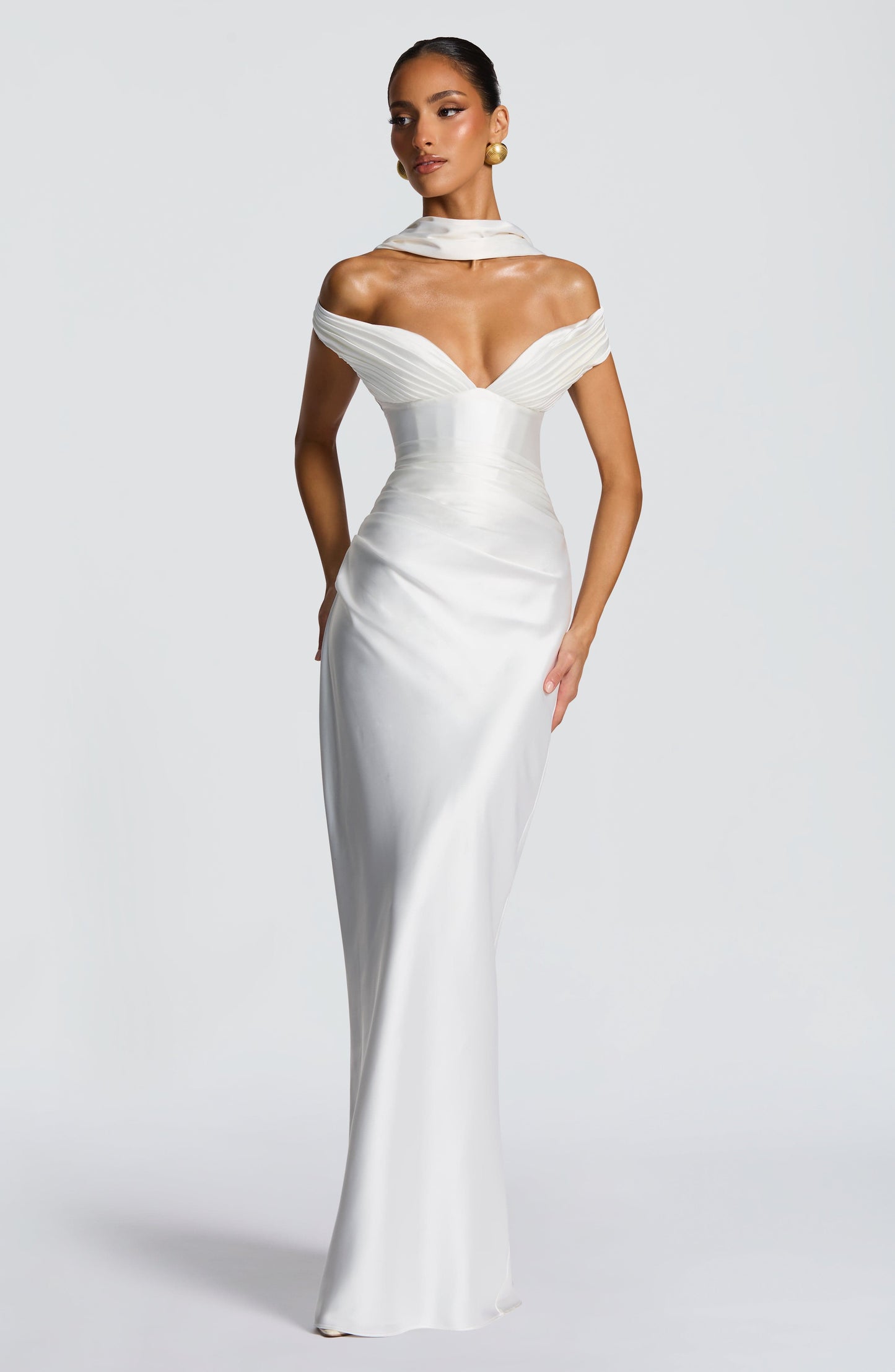 Women ivory bardot maxi dress, detail close-up