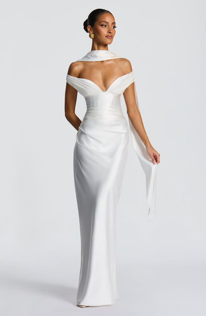 Women ivory bardot maxi dress, detail close-up