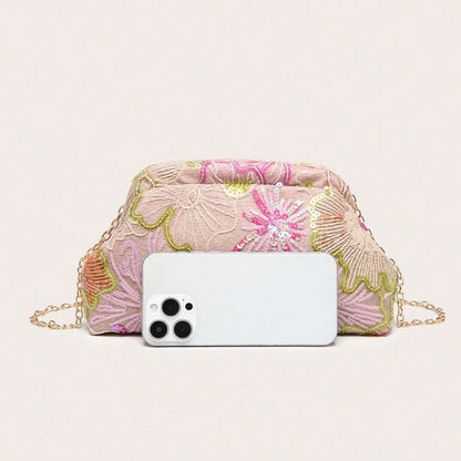 Wanda Embroidered Sequin Clutch in Pink