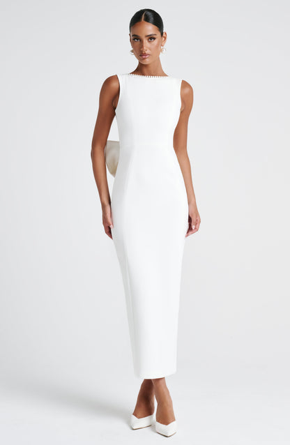 Women ivory bow maxi dress, detail close-up