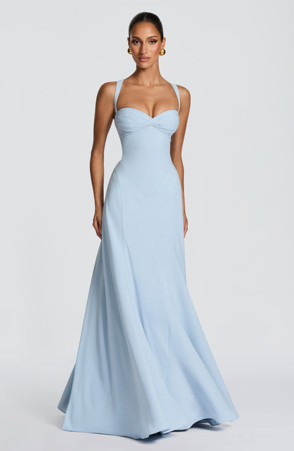 Women sweetheart maxi dress, side view