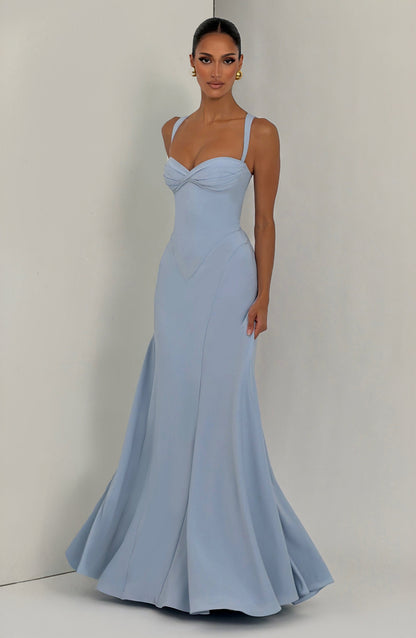 Women sweetheart maxi dress, detail close-up